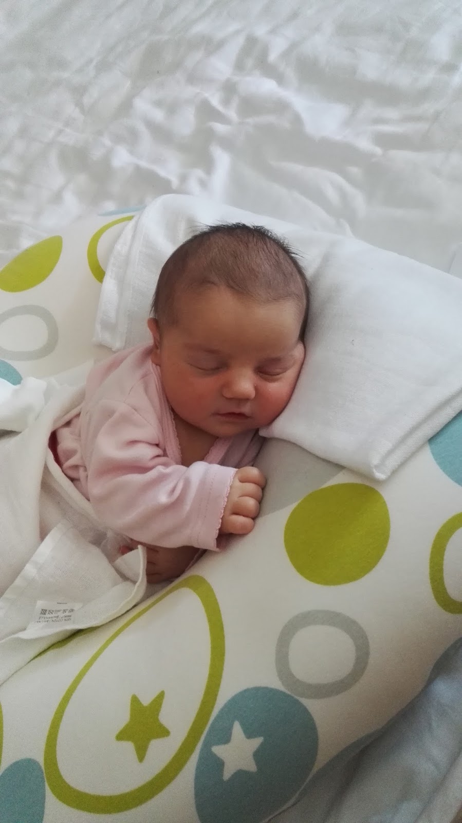 AKIVEL 25 ÉVE TALÁLKOZTAM ELŐSZÖR ÉS AKI A MAI NAPIG FOGJA A KEZÜNKET